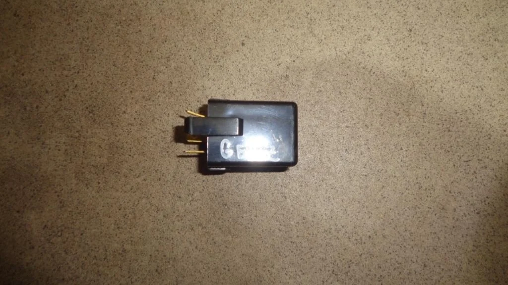 Реле поворотов Hyundai Getz TB