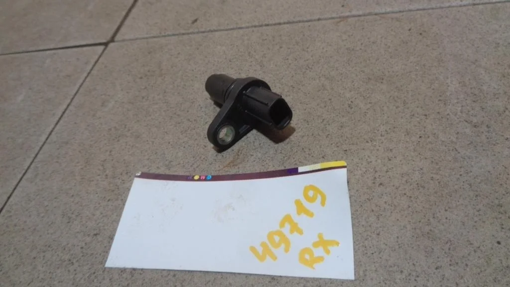 Датчик положения распредвала Lexus RX350 XU30