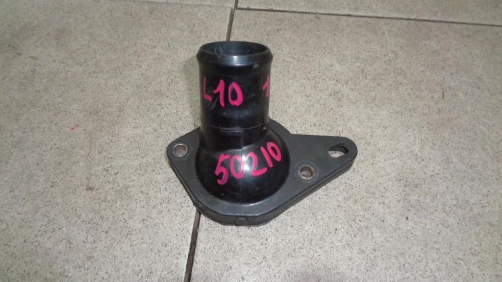 Крышка термостата Mitsubishi Lancer 10 CY