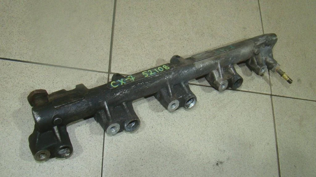 Рейка топливная Mazda CX-7 ER