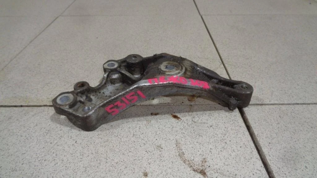 Кронштейн кондиционера Peugeot 308 T7