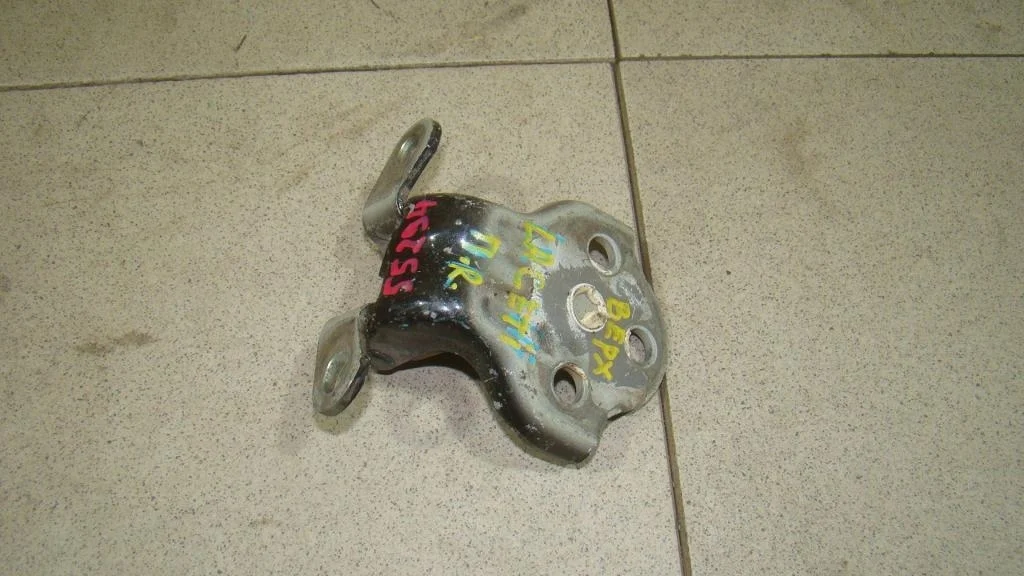 Петля двери передней Chevrolet Lacetti J200