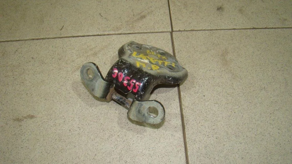 Петля двери передней Chevrolet Lacetti J200