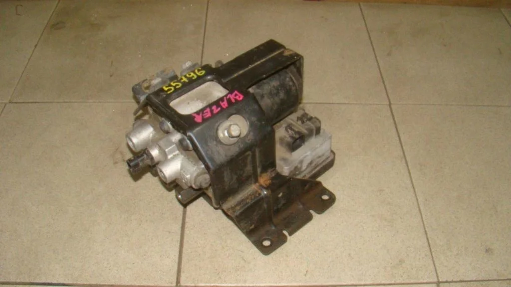 Блок abs Chevrolet Blazer S15