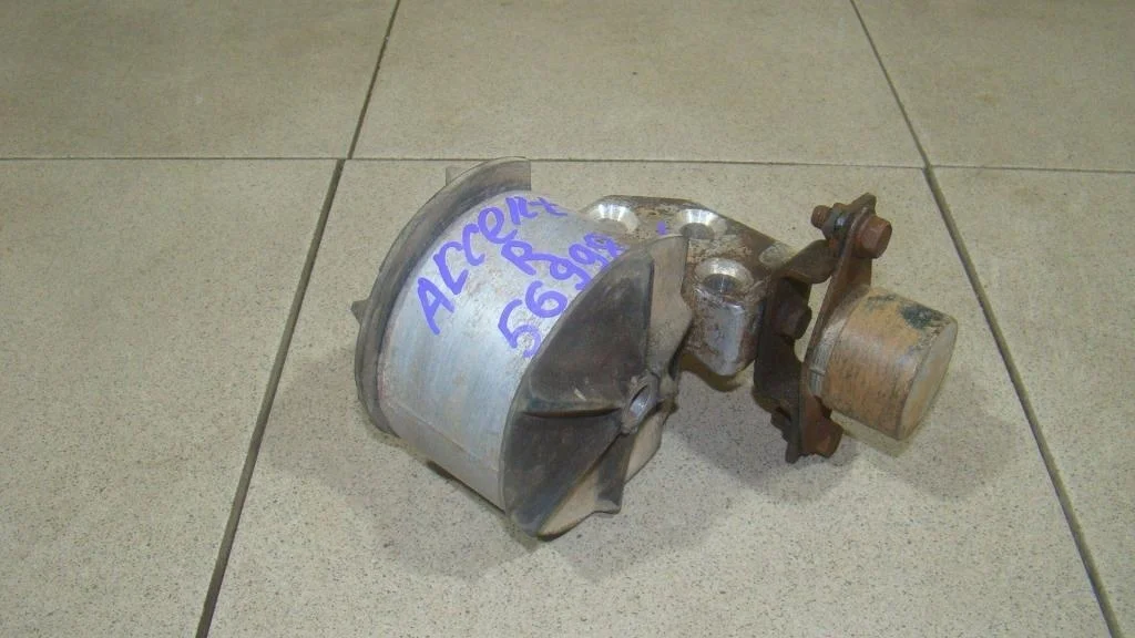 Опора двигателя правая Hyundai Accent LC