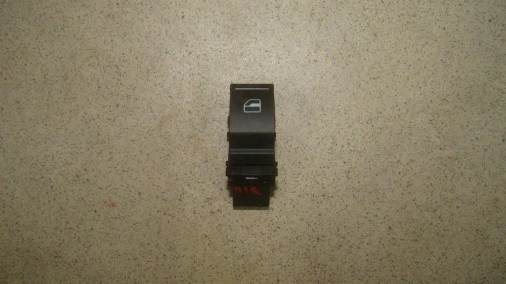 Кнопка стеклоподъемника Volkswagen Tiguan 1 2012 NF