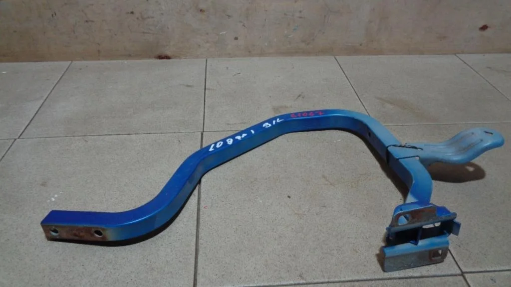 Петля крышки багажника Renault Logan 1 L90