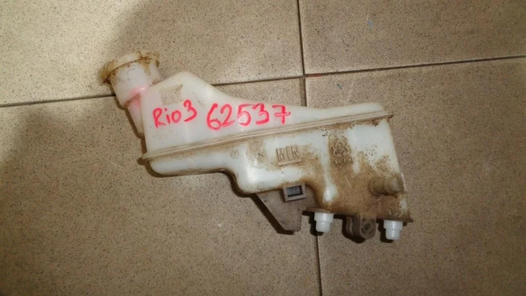 Бачок главного тормозного цилиндра Kia RIO 3 UB, QB