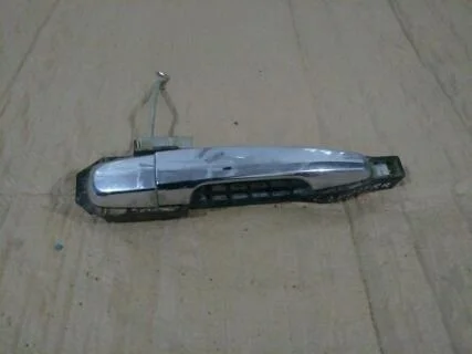 Б.у. ручка двери MITSUBISHI L200 KB4T MITSUBISHI L200 KB4T