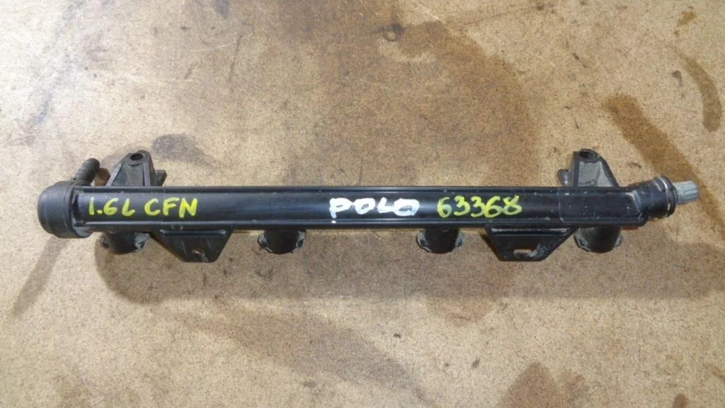 Рейка топливная Volkswagen Polo 5