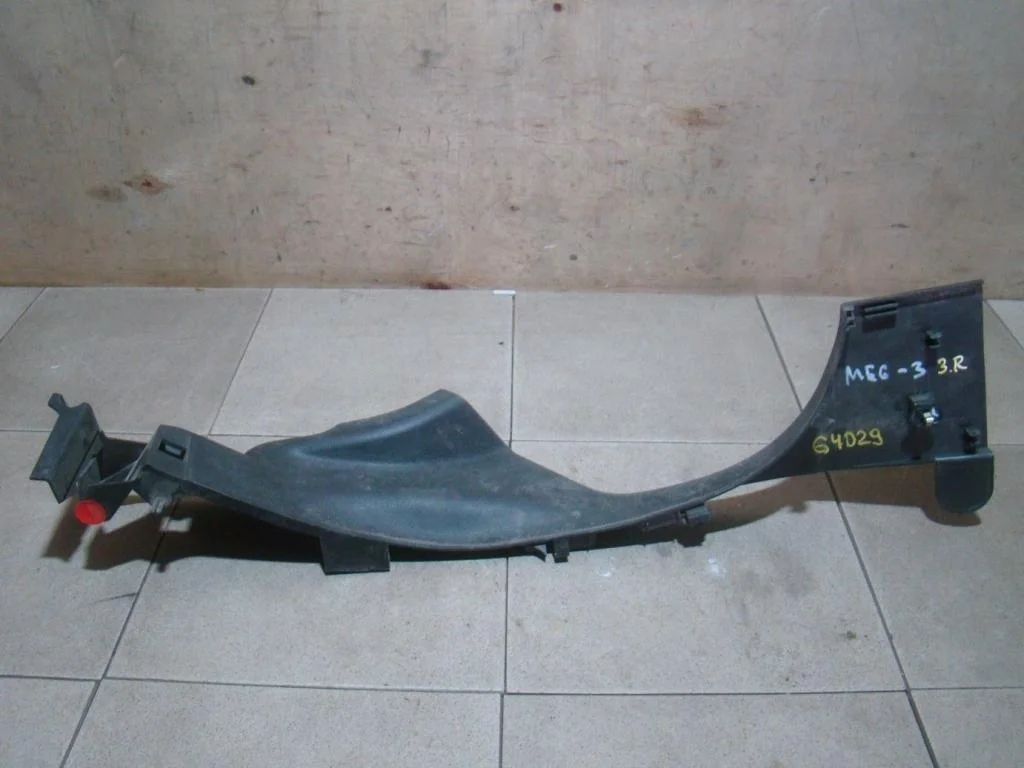 Накладка порога внутренняя Renault Megane 3