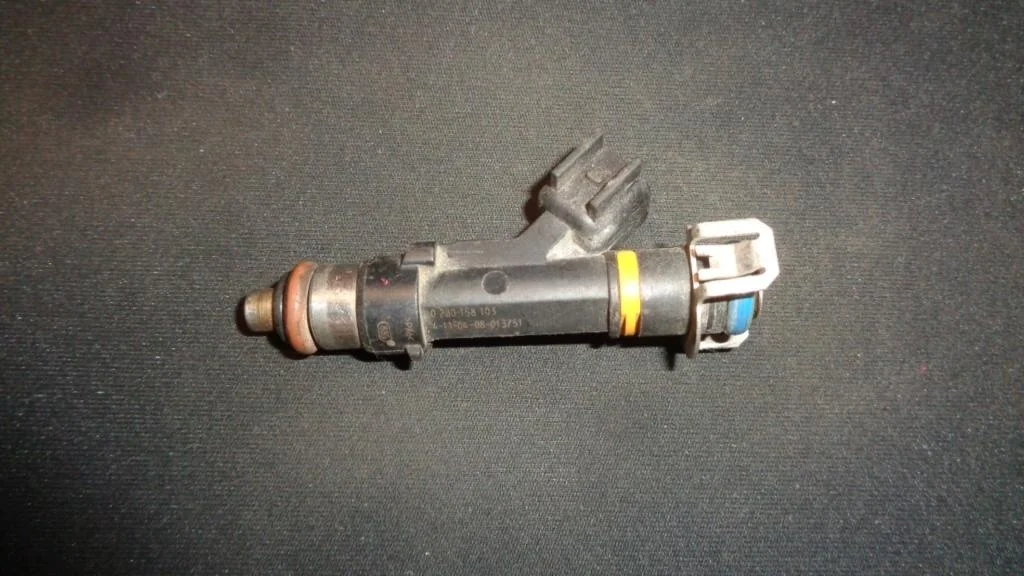 Форсунка инжекторная электрическая Mazda 3 BL
