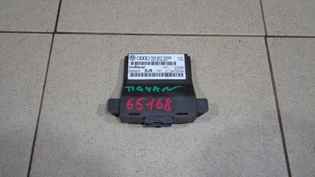 Блок электронный Volkswagen Tiguan 1 2012 NF