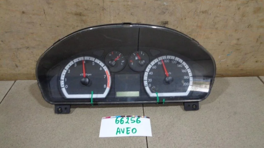 Панель приборов Chevrolet Aveo (T250/T255)