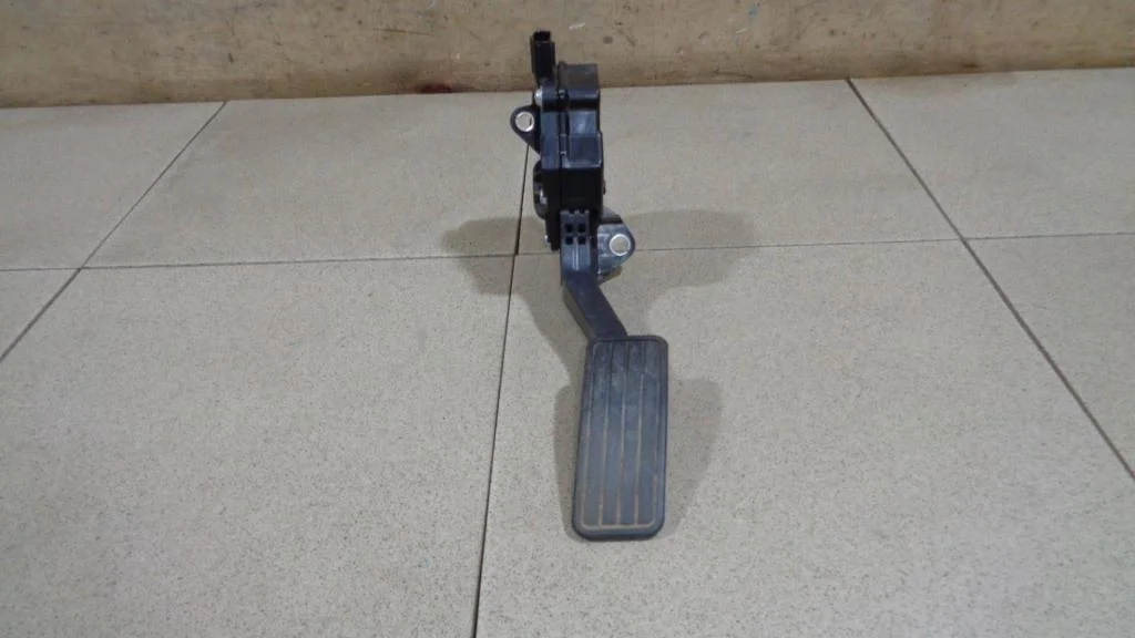 Педаль газа Subaru Impreza 2011 G12, GE, GH