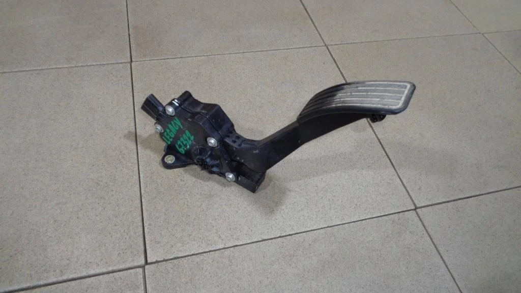 Педаль газа Subaru Outback 2010 B14, BR