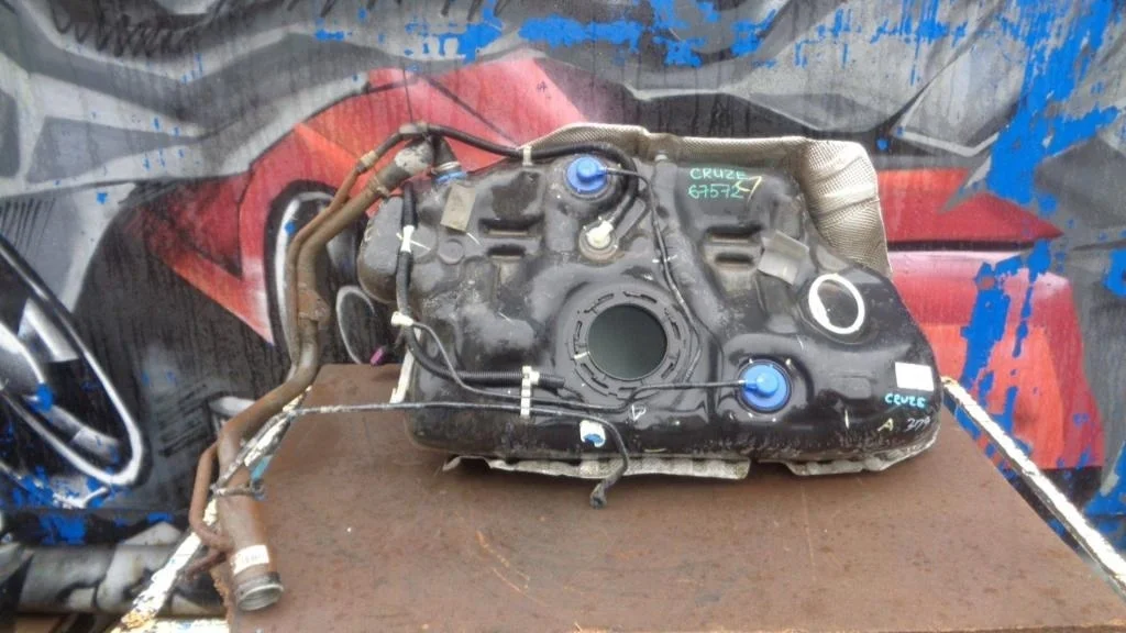 Бак топливный Chevrolet Cruze J300