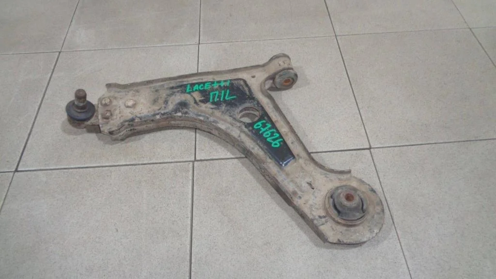 Рычаг передний левый Chevrolet Lacetti J200