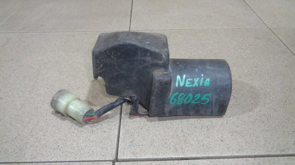 Моторчик стеклоочистителя передний Daewoo Nexia N100, N150