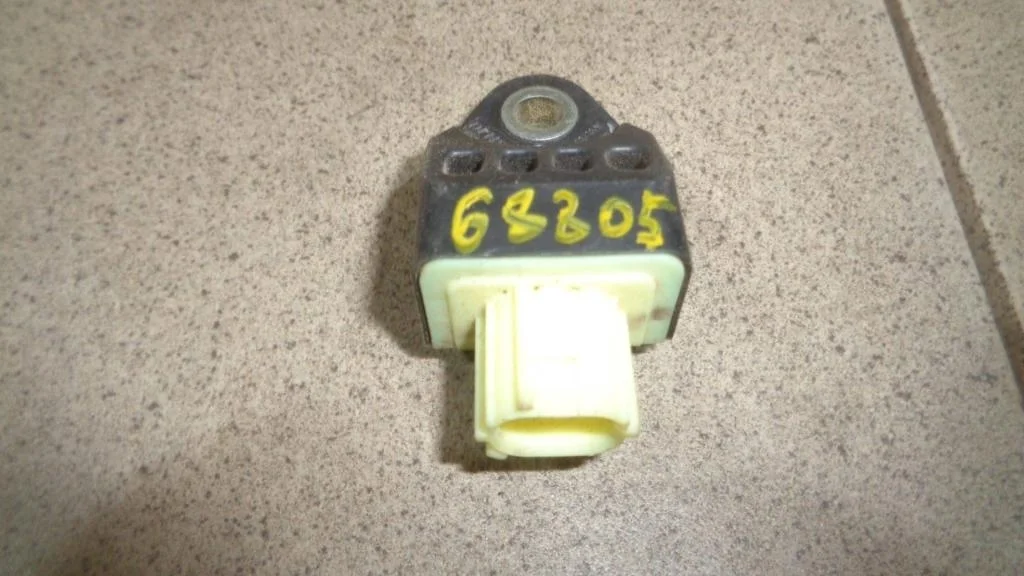 Датчик air bag Toyota Camry XV40