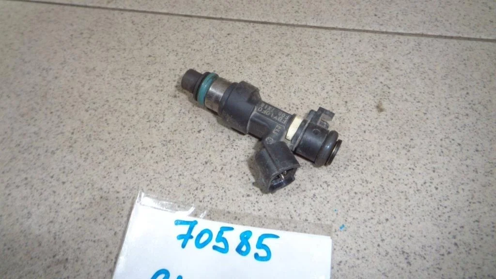 Форсунка инжекторная электрическая Nissan Almera Classic 2007 B10