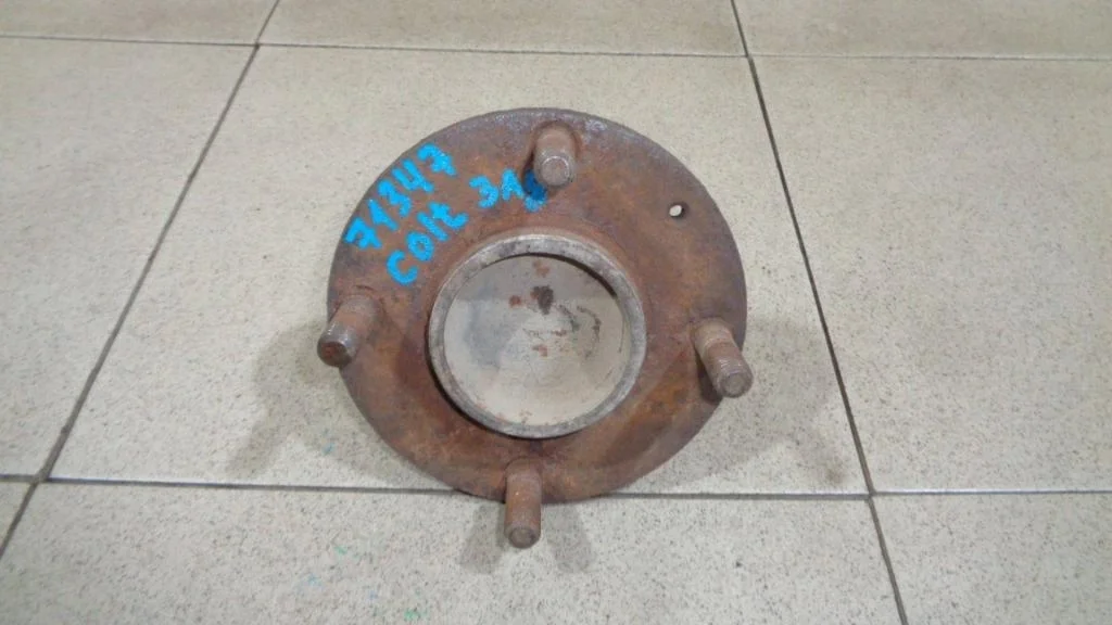 Ступица задняя Mitsubishi Colt 2007 Z3