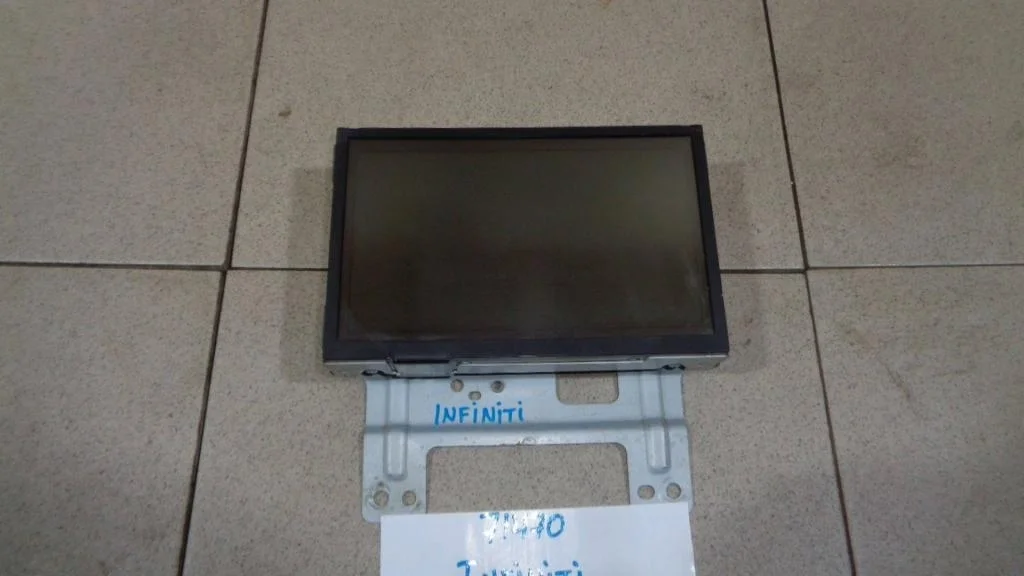 Дисплей информационный Infiniti G37 2009 V36