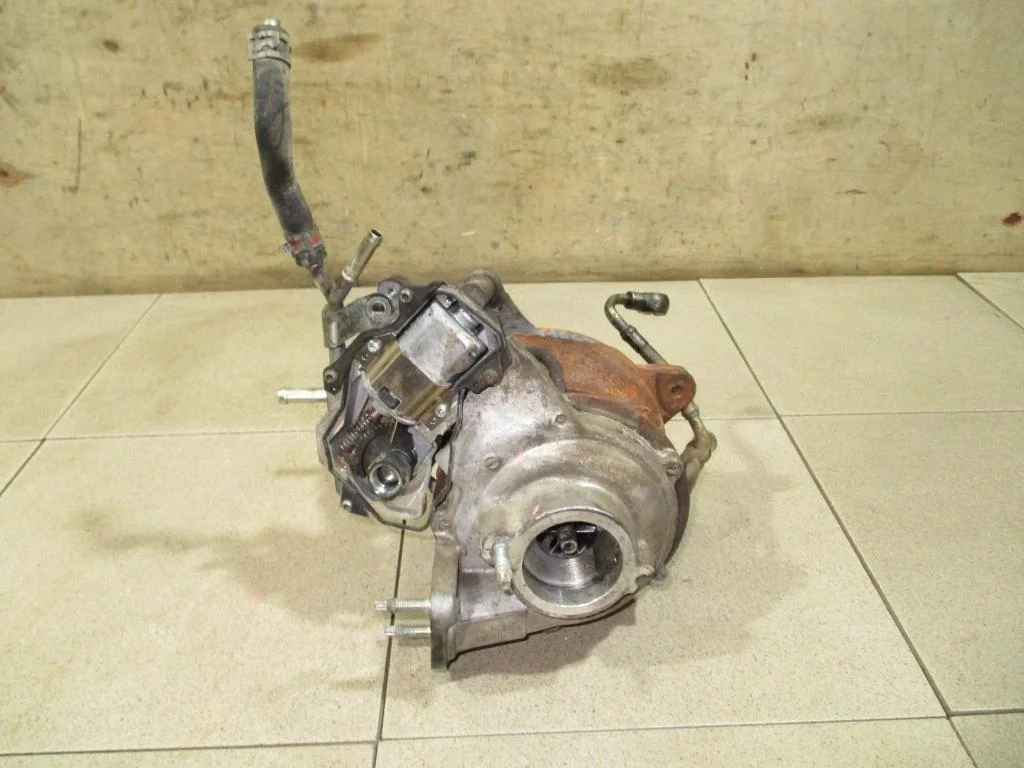 Турбина Toyota Hilux 8 AN120, AN130