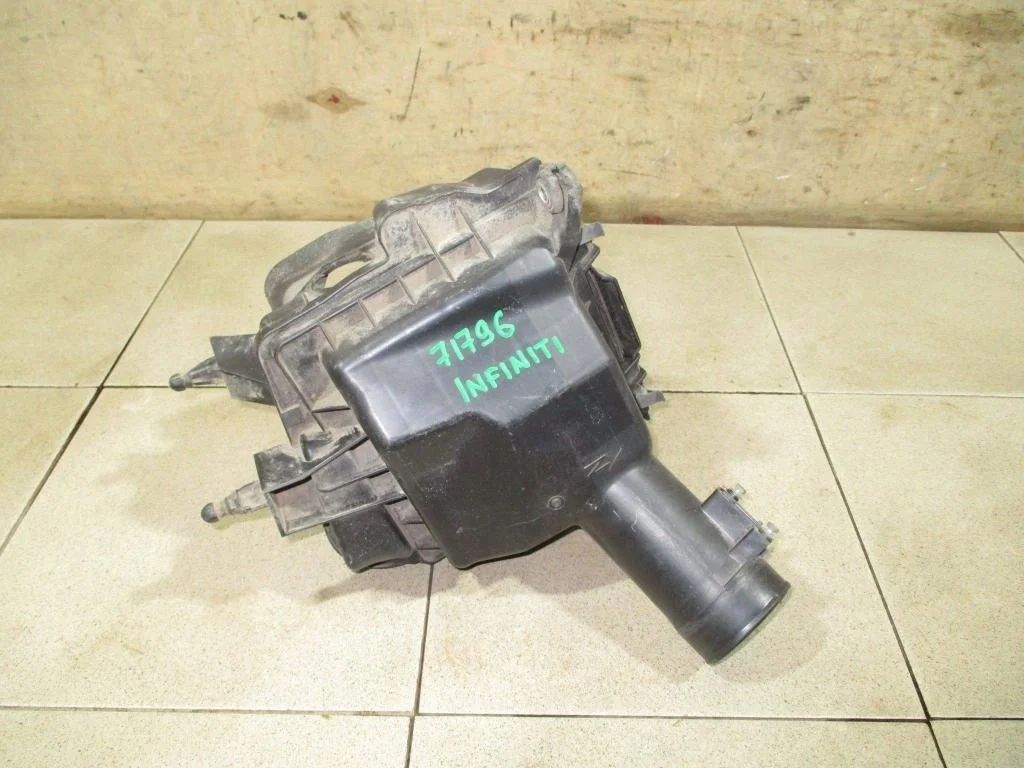 Корпус воздушного фильтра Infiniti G37 2009 V36