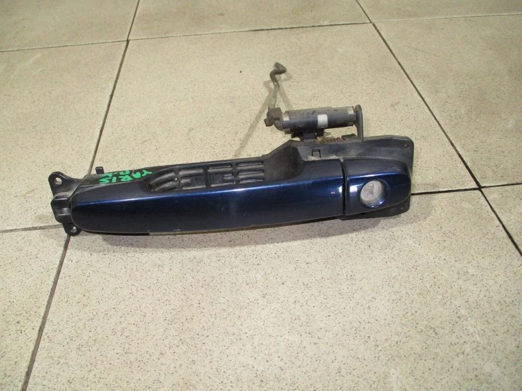 Ручка двери передней наружная левая Toyota Yaris 2007 (XP90)