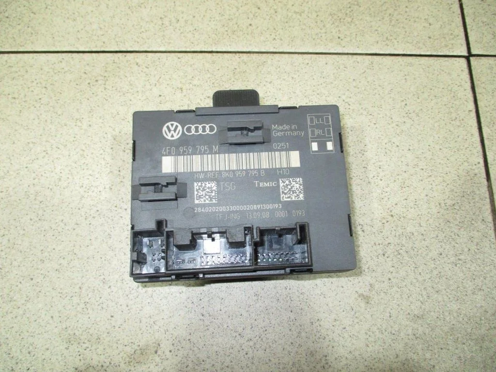 Блок комфорта Audi Q7 2008 (4L)
