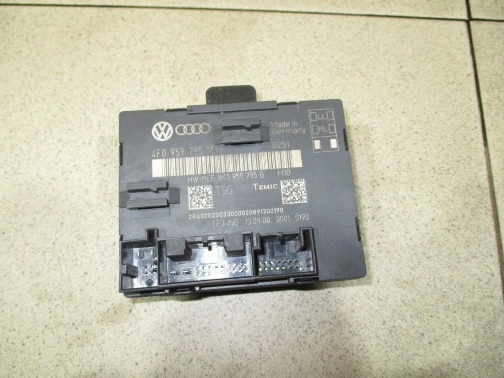 Блок комфорта Audi Q7 2008 (4L)