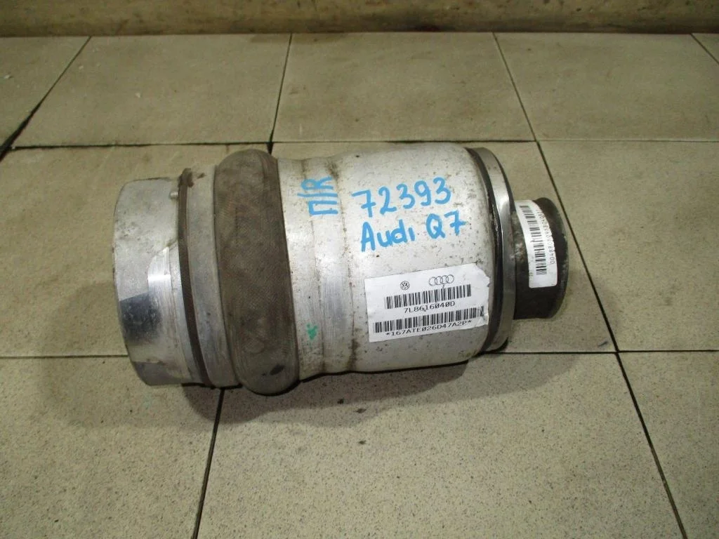 Воздушная подушка (опора пневматическая) Audi Q7 2008 (4L)