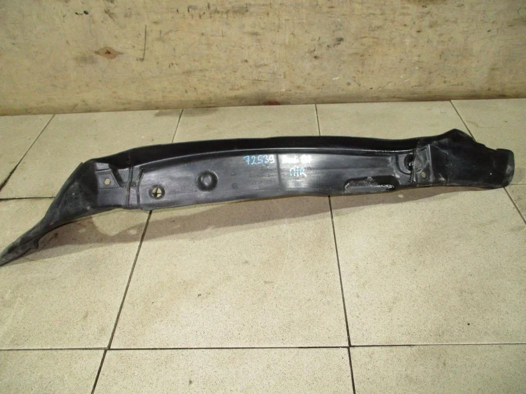 Пыльник (кузов наружные) Audi Q7 2008 (4L)