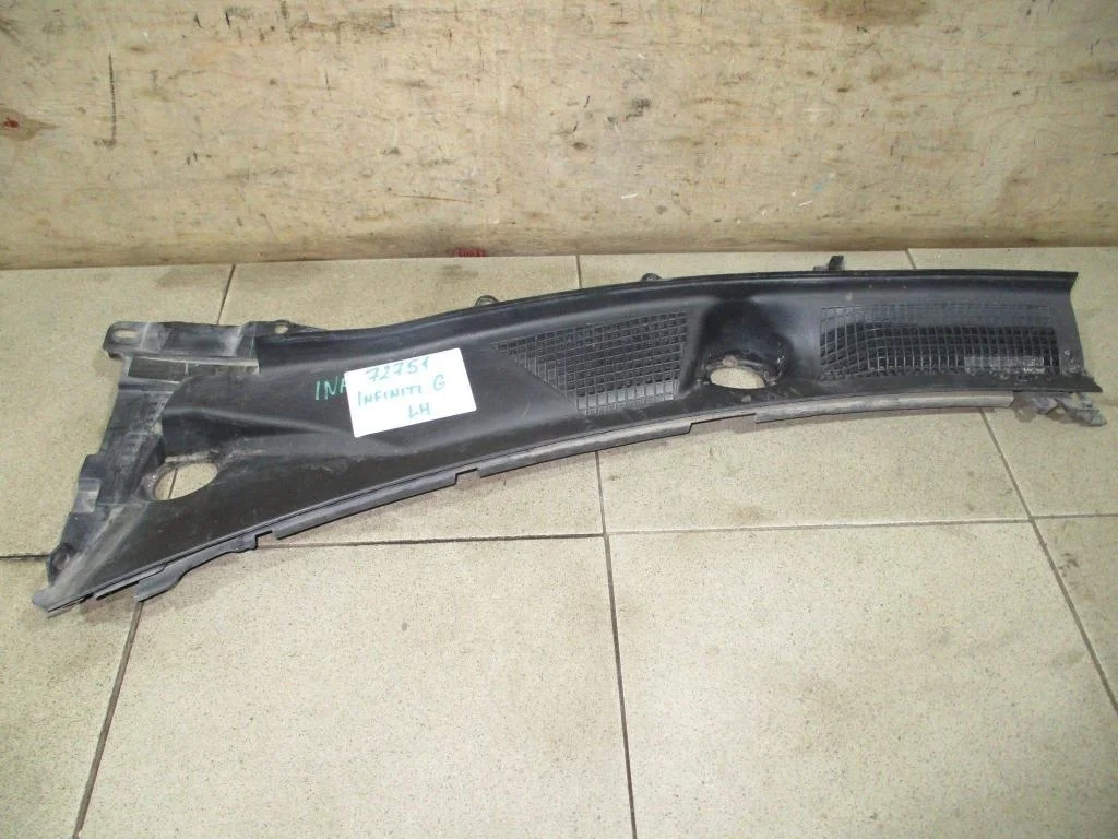 Решетка стеклооч. (планка под лобовое ) Infiniti G37 2009 V36