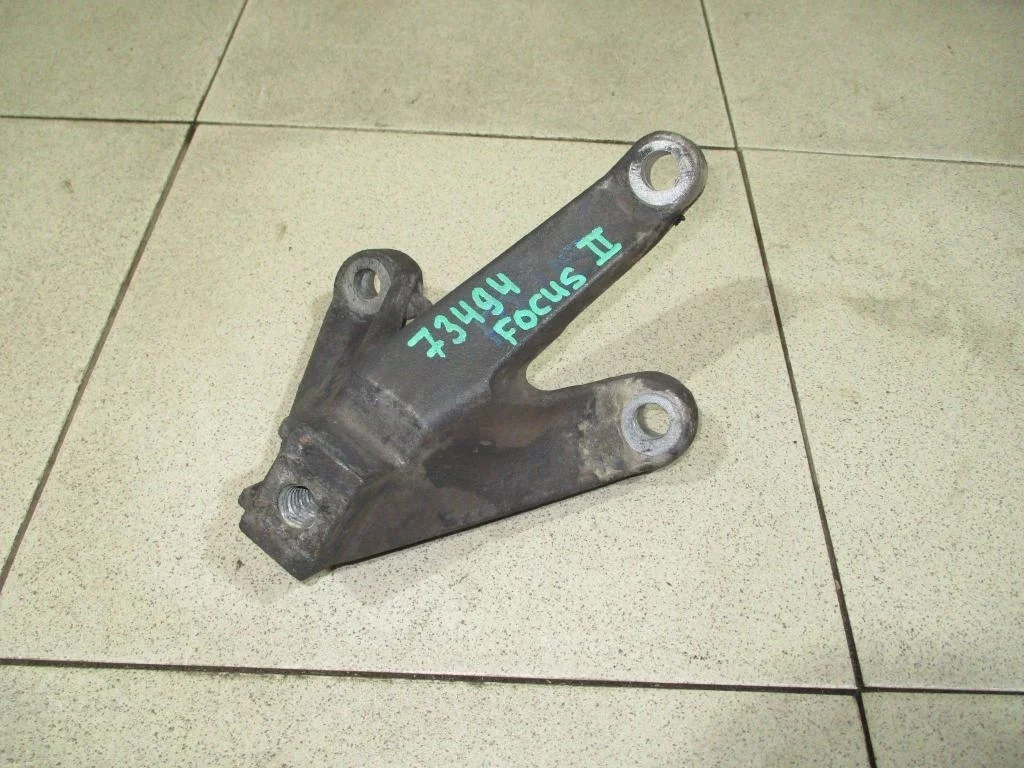 Кронштейн кпп Ford Focus 2007 Mk2