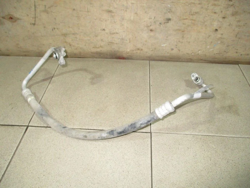 Трубка кондиционера Toyota Corolla E150