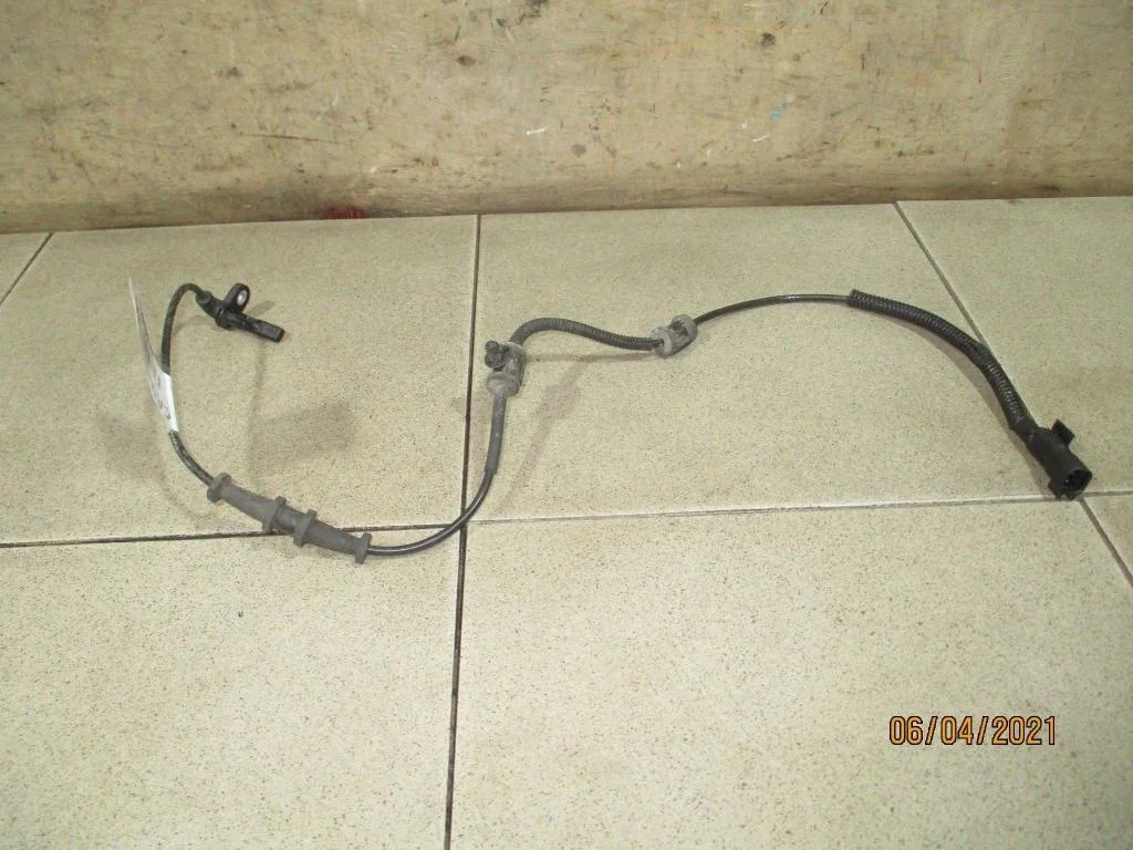 Датчик abs передний Chevrolet Cruze 2012 J300