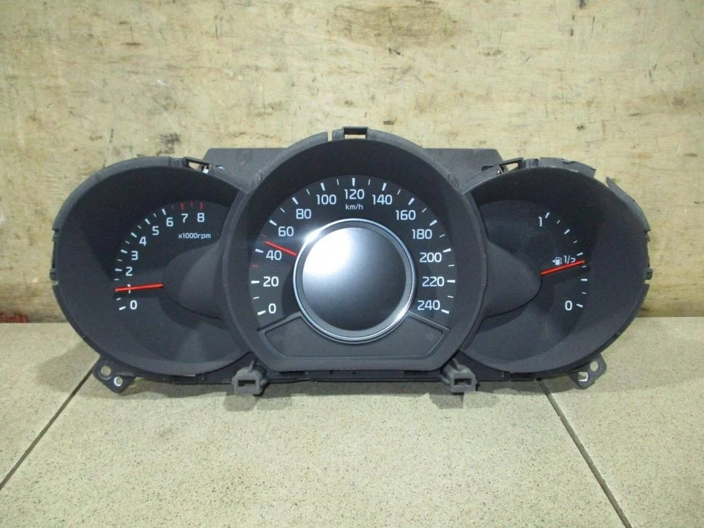 Панель приборов Kia Ceed 2 (JD)