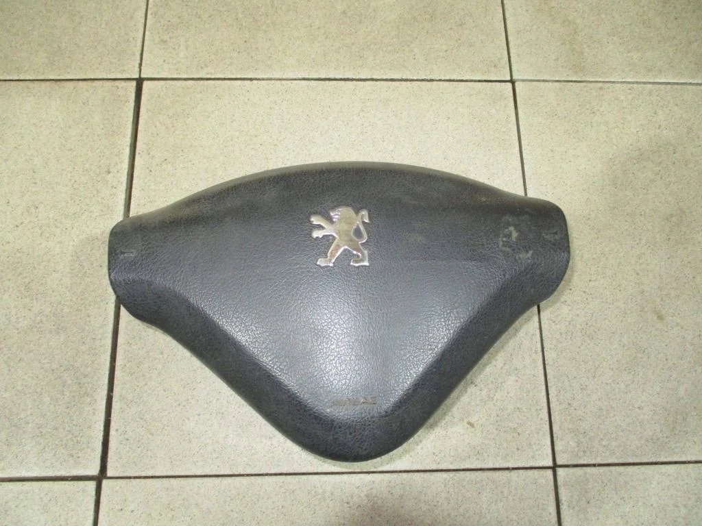 Подушка безопасности в руль Peugeot 207 2008