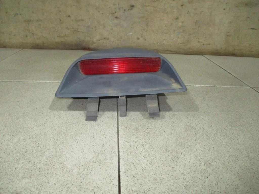 Фонарь задний (стоп сигнал) Hyundai Elantra 2001 XD
