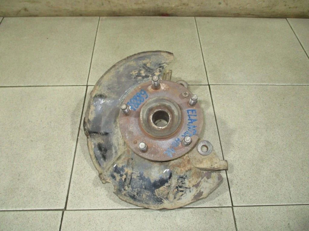 Кулак поворотный передний левый Hyundai Elantra 2008 HD