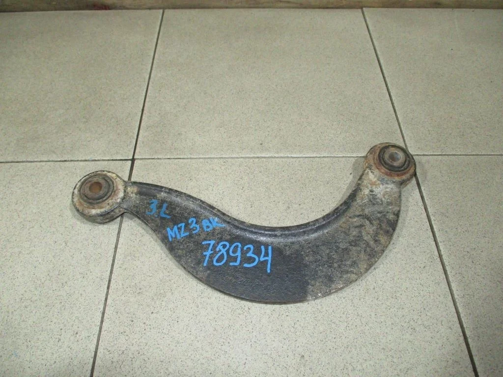 Рычаг задний верхний Mazda 3 BK