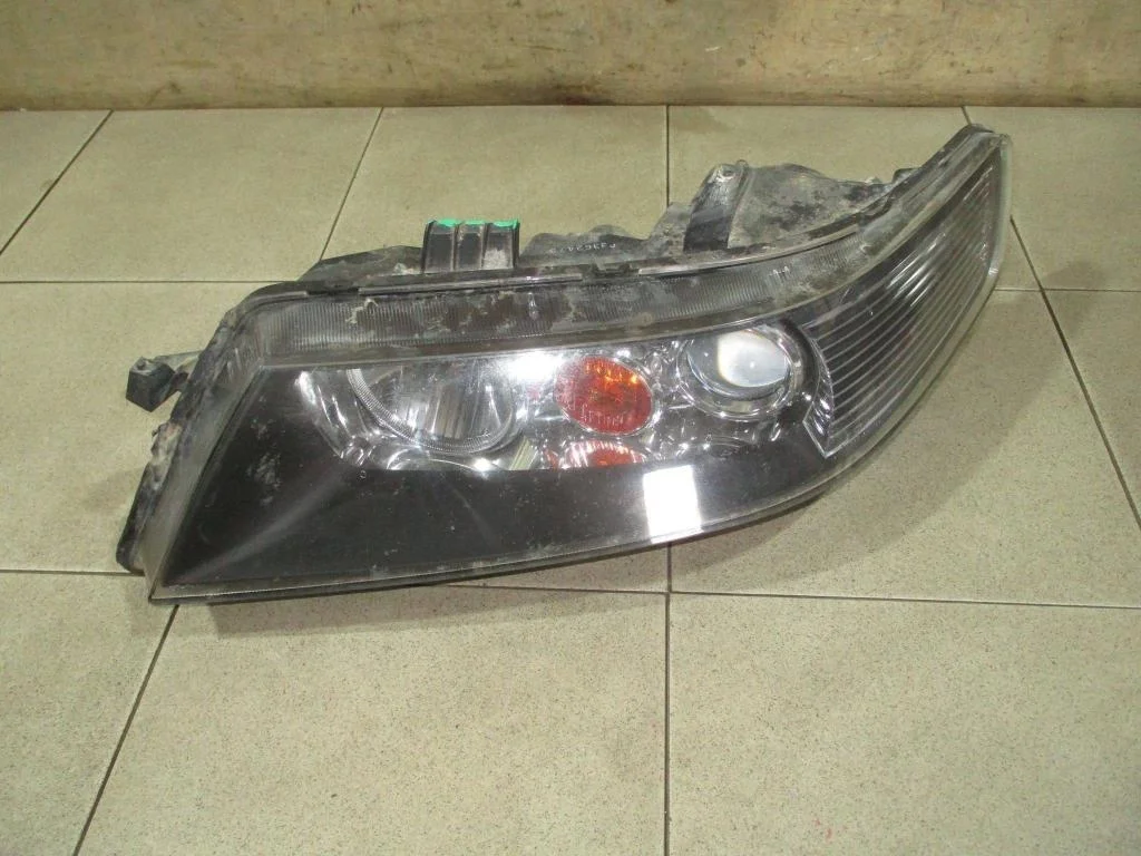 Фара левая Honda Accord 2005 VII