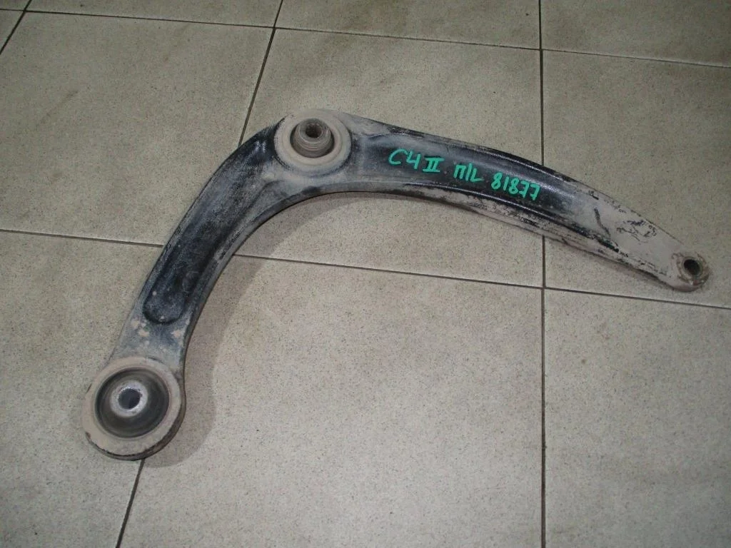 Рычаг передний левый Citroen C4 2013 B7