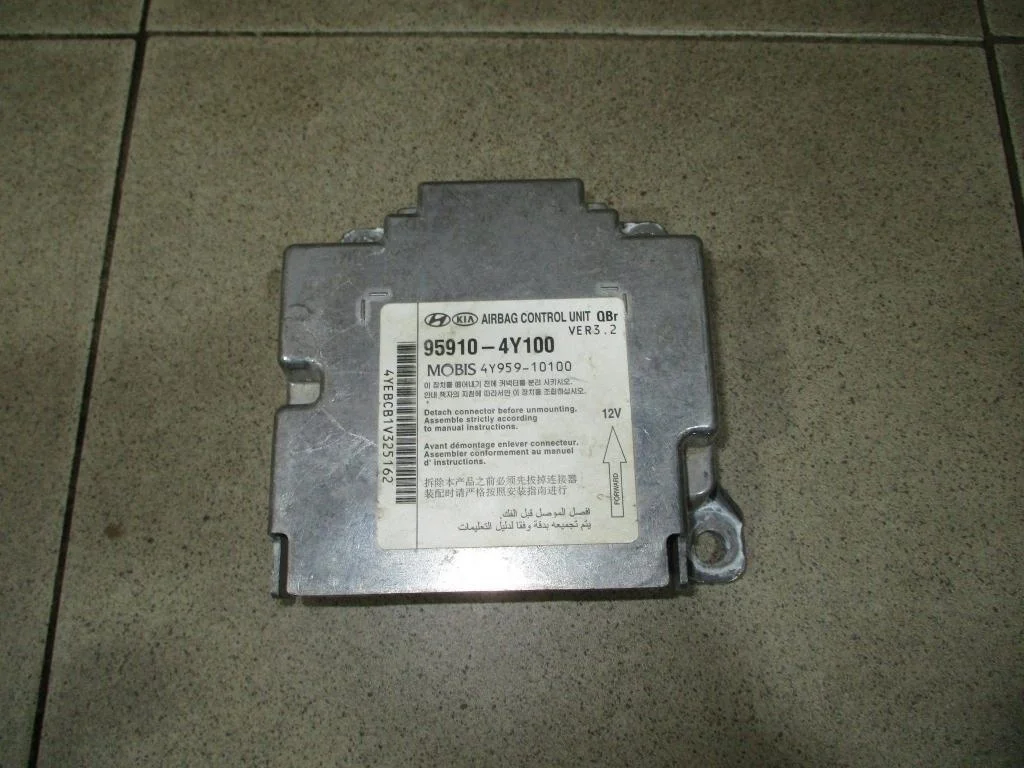 Блок управления air bag Kia RIO 3 (UB)