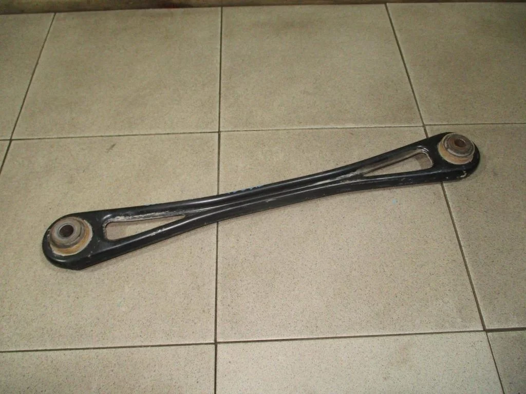 Рычаг задний поперечный Volkswagen Touareg 1 GP