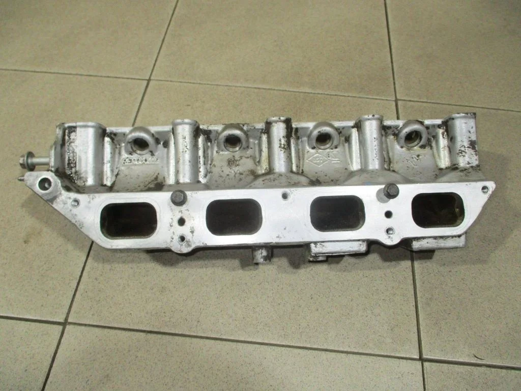Коллектор впускной Renault Fluence