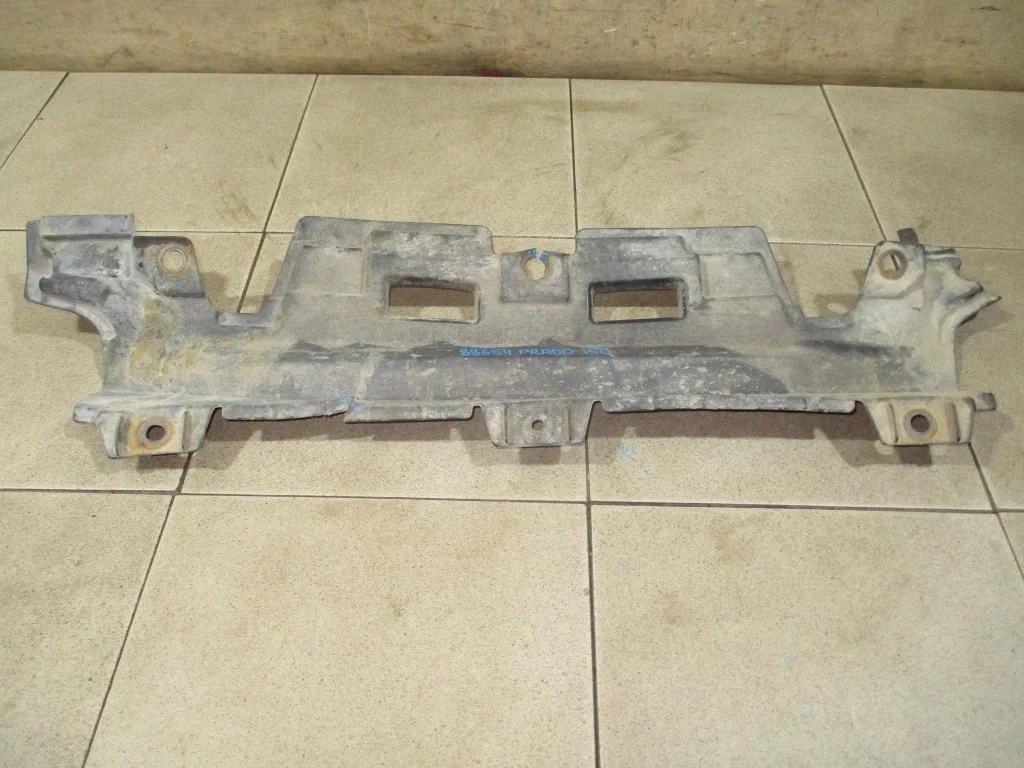 Накладка переднего бампера Toyota Land Cruiser 2010 Prado 150