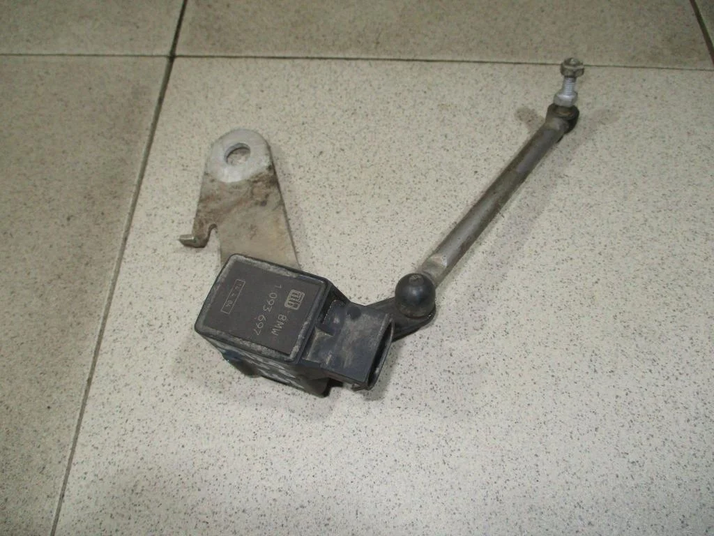 Датчик высоты дорожного просвета BMW 6-Series 2004 E63, E64